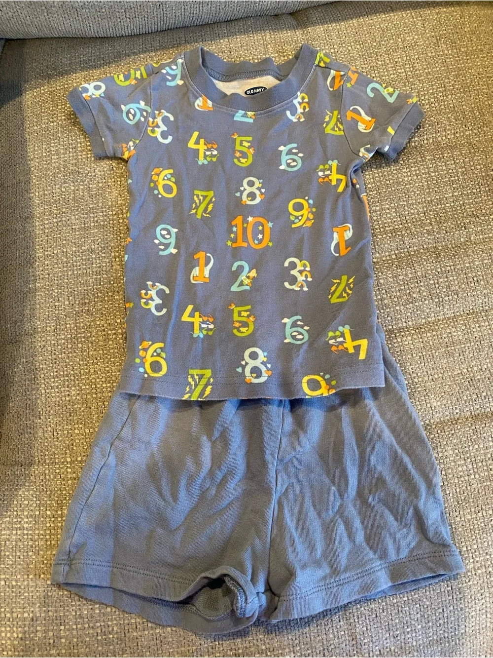 Old Navy Toddler and H&M Blue Number-Print two piece set